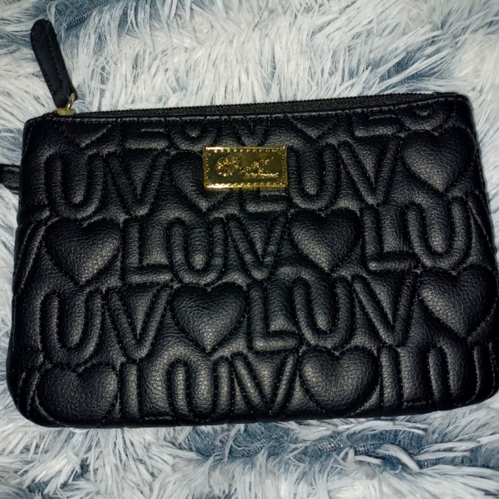 Betsy Johnson Bllack Quilted Love Bag/ Clutch